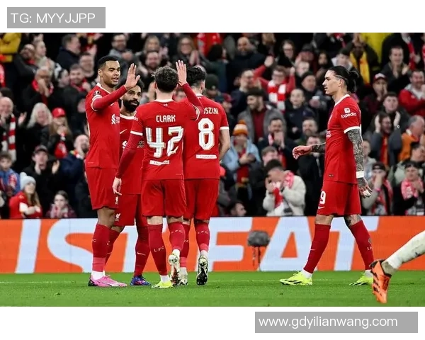 欧联杯精彩对决拜仁强势击败利物浦全场沸腾